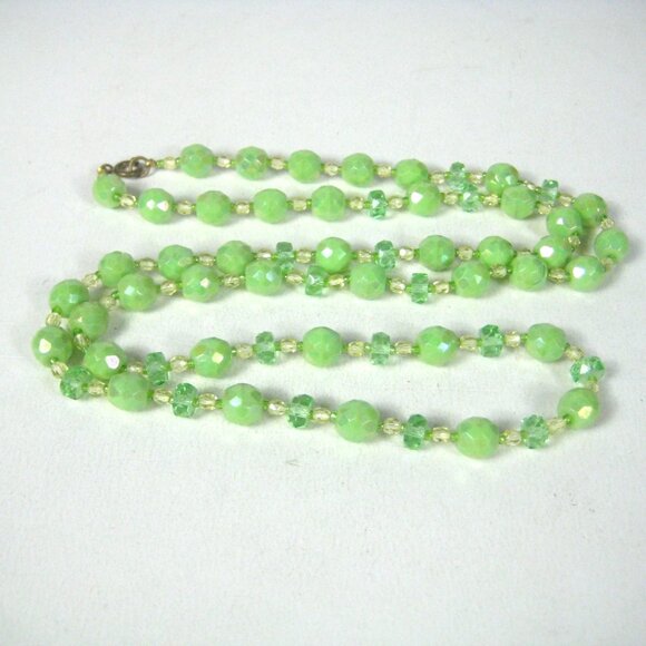 Vintage Green Beaded Necklace Faceted Glass Crystal Beads 36 Inch 1930 1940 - Picture 8 of 8